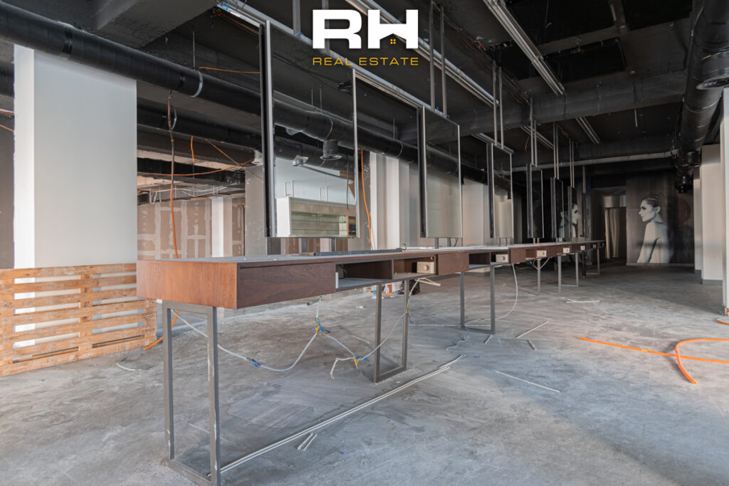 Lokal 810m² me #QIRA në Dragodan