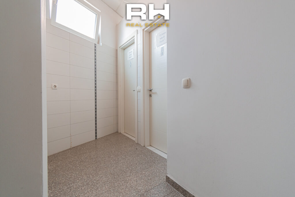 Lokal 200m² me #QIRA në Qendër