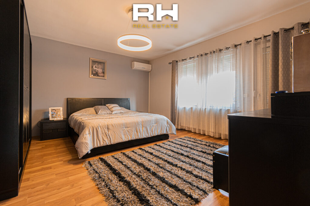 Shtëpi 304m² në SHITJE në Lagjen Qëndresa, Çagllavicë