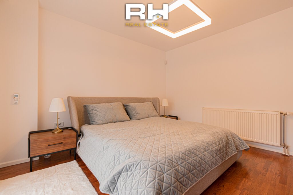 Shtëpi 420m² me #QIRA në Sofali