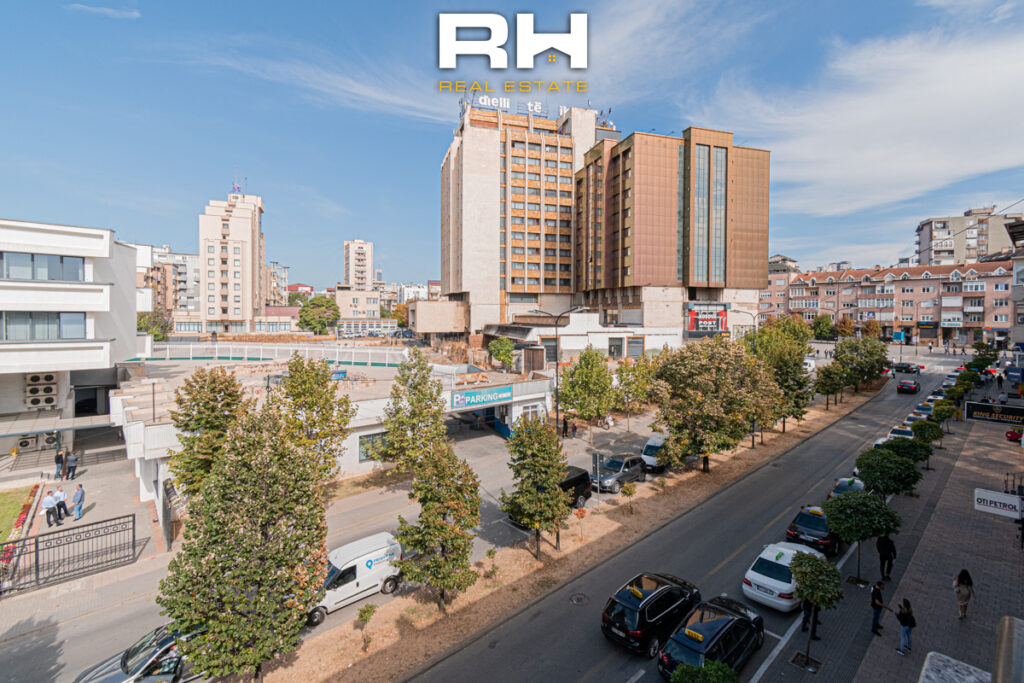 Banesë 90m² me #QIRA në Qendër