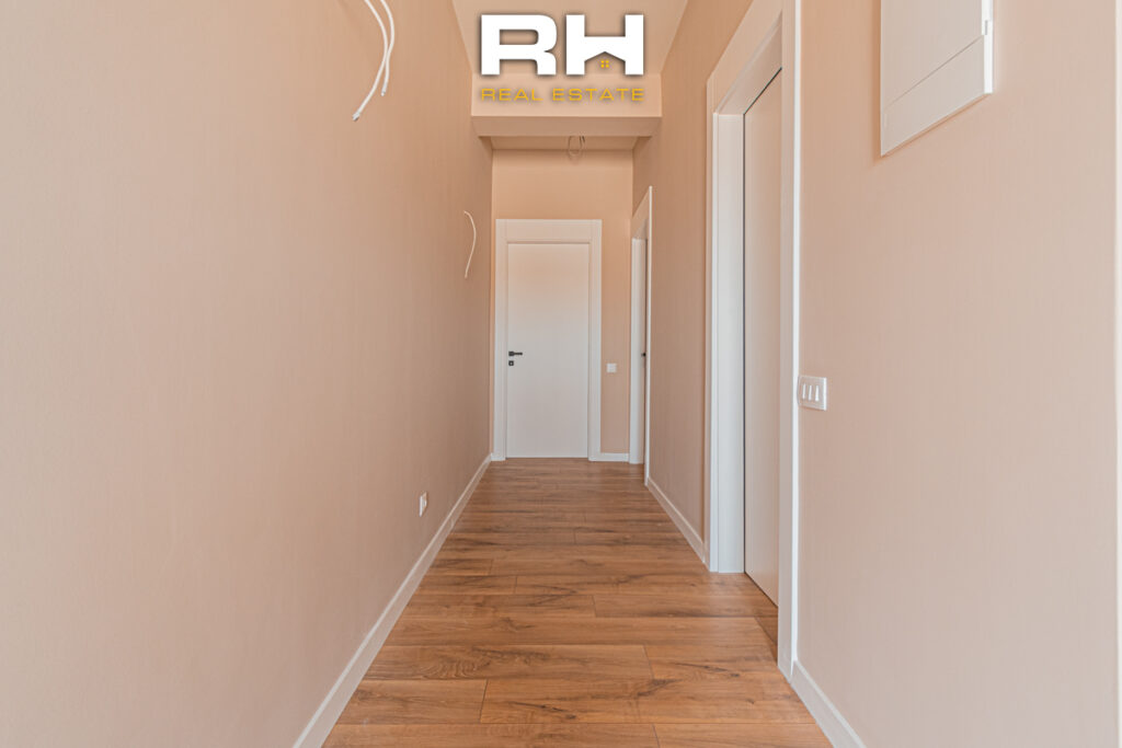 Penthouse – Duplex 260m² + 80m² me #QIRA në ‘Prime City’, Veternik