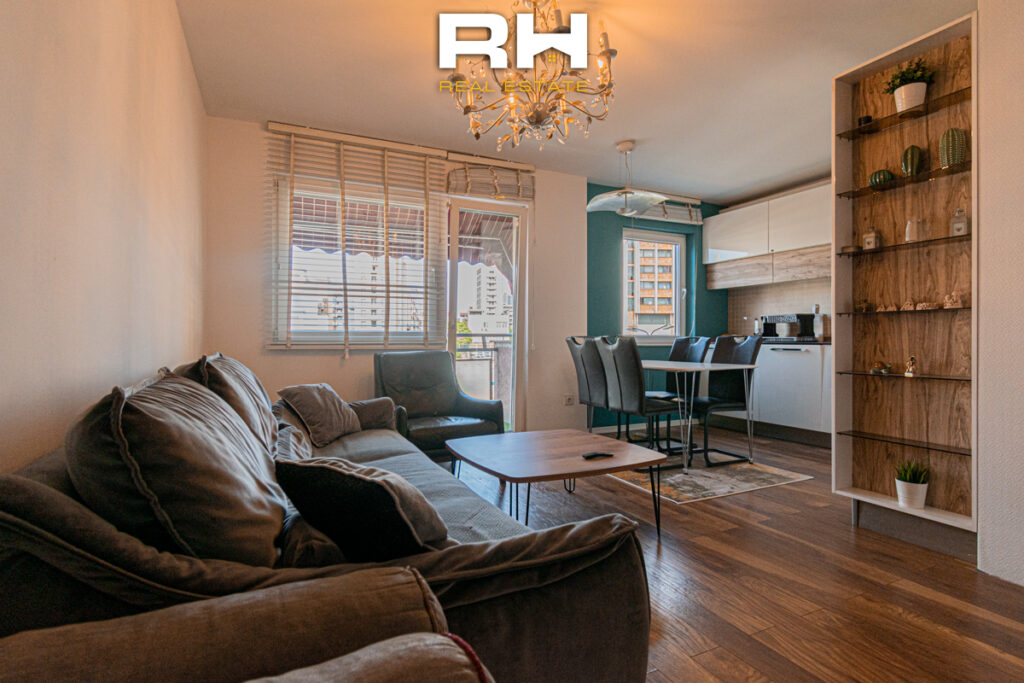 Banesë 90m² me #QIRA në Qendër