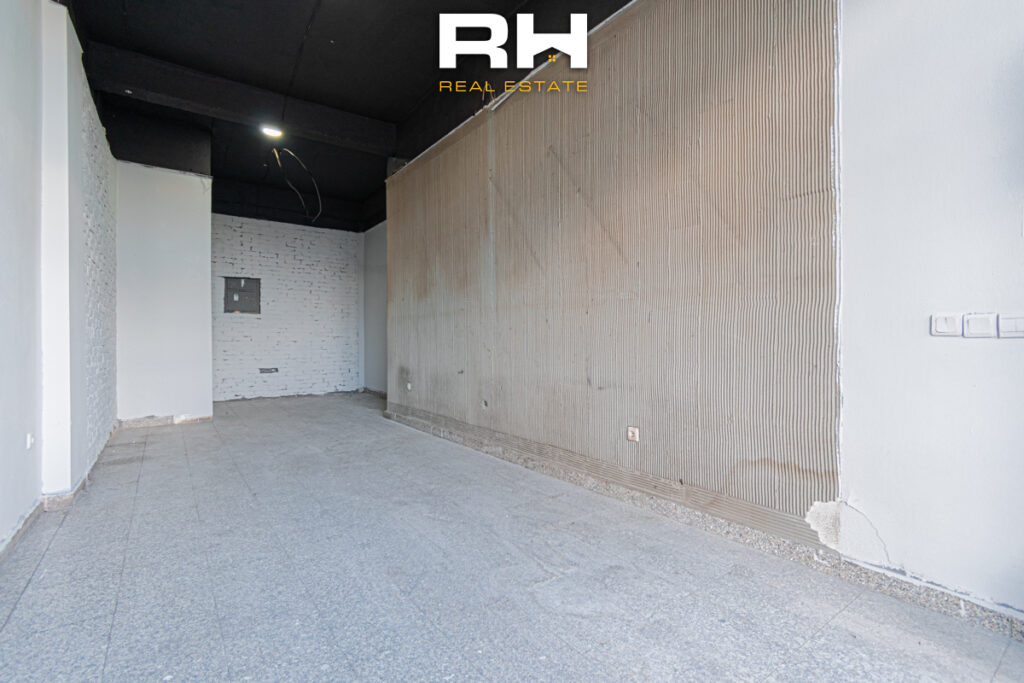 Lokal 31m² me #QIRA në Ulpianë
