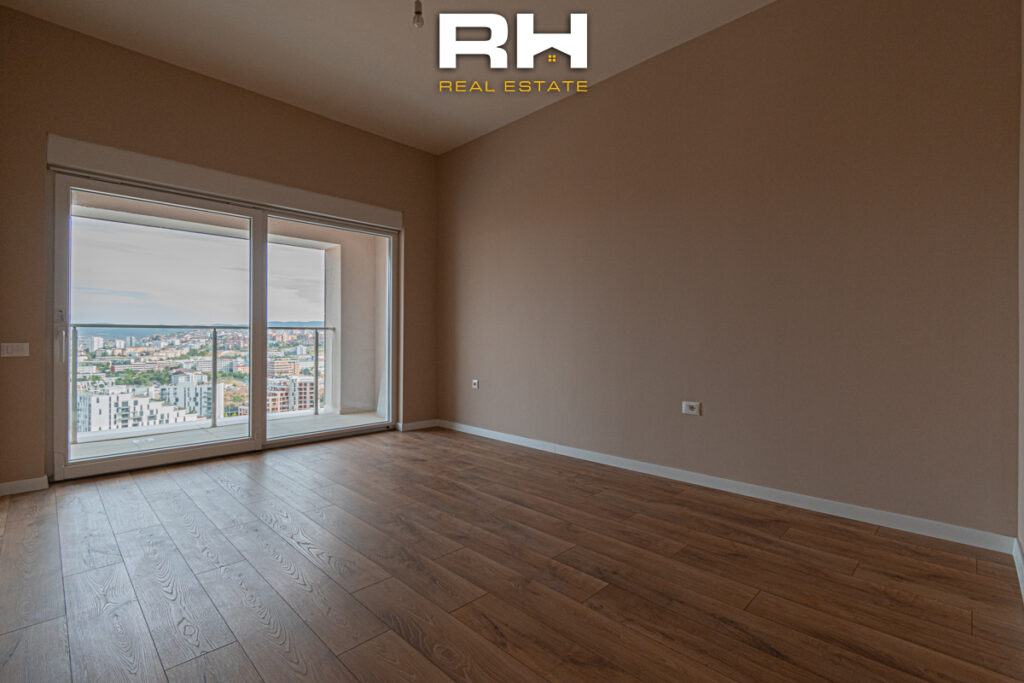 Penthouse – Duplex 260m² + 80m² me #QIRA në ‘Prime City’, Veternik