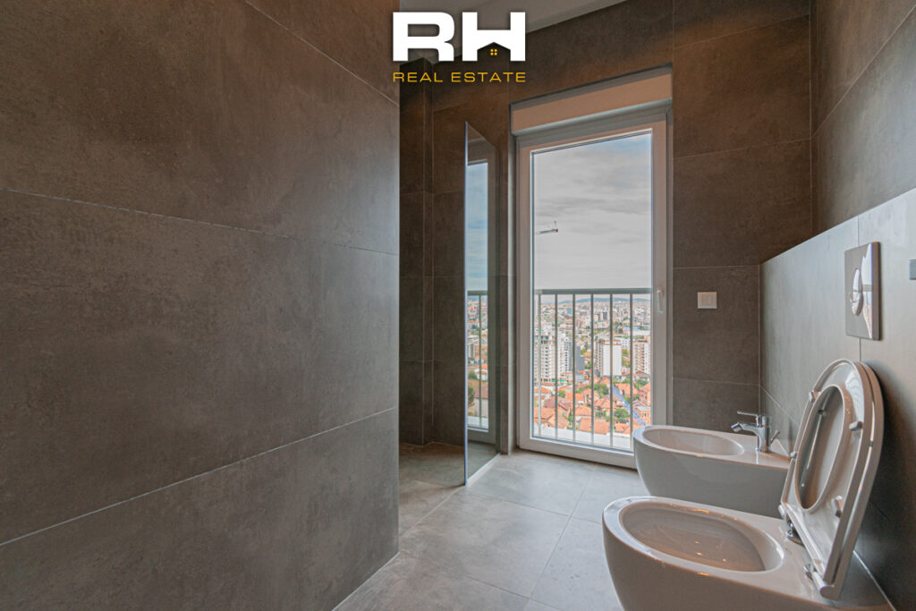 Penthouse – Duplex 260m² + 80m² me #QIRA në ‘Prime City’, Veternik