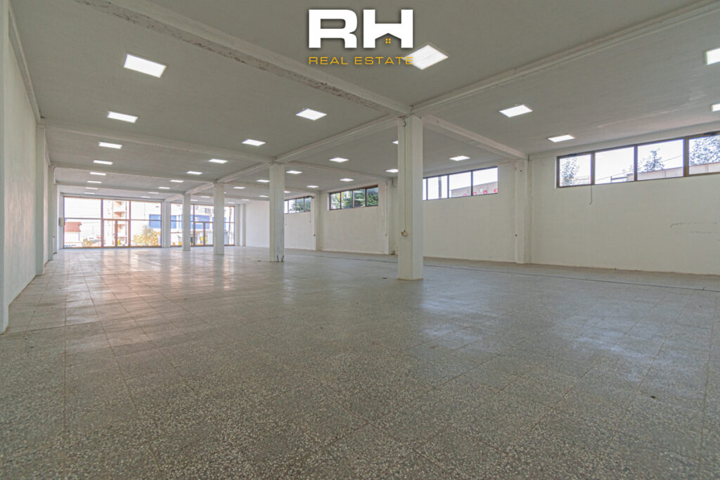 Lokal 1000m² me #QIRA në Veternik