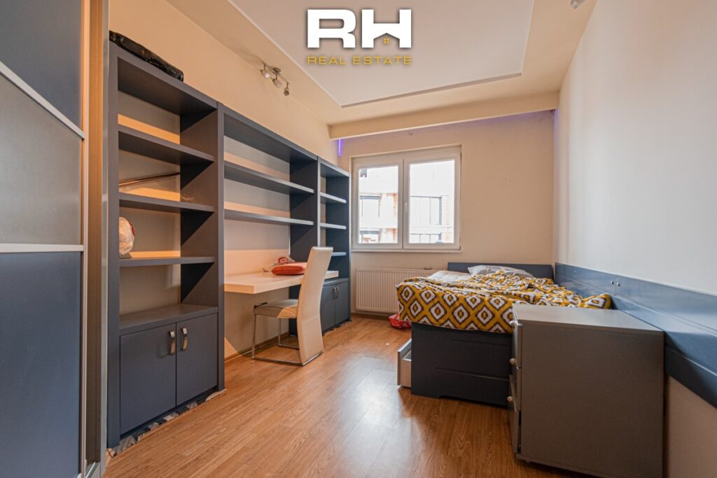 Banesë 163m² në SHITJE në Bregun e Diellit