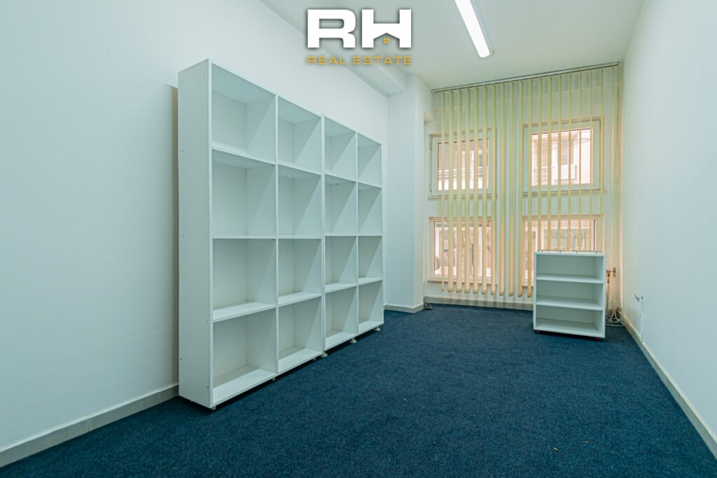 Lokal 150m² me #QIRA në Qendër