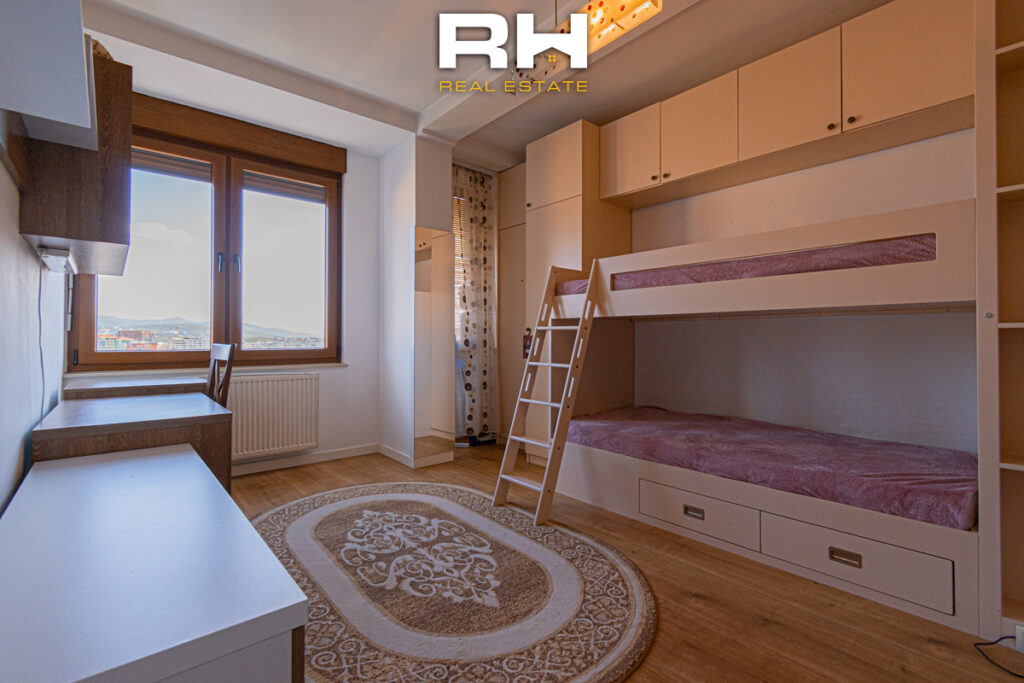 Banesë 87m² me #QIRA në Bregun e Diellit