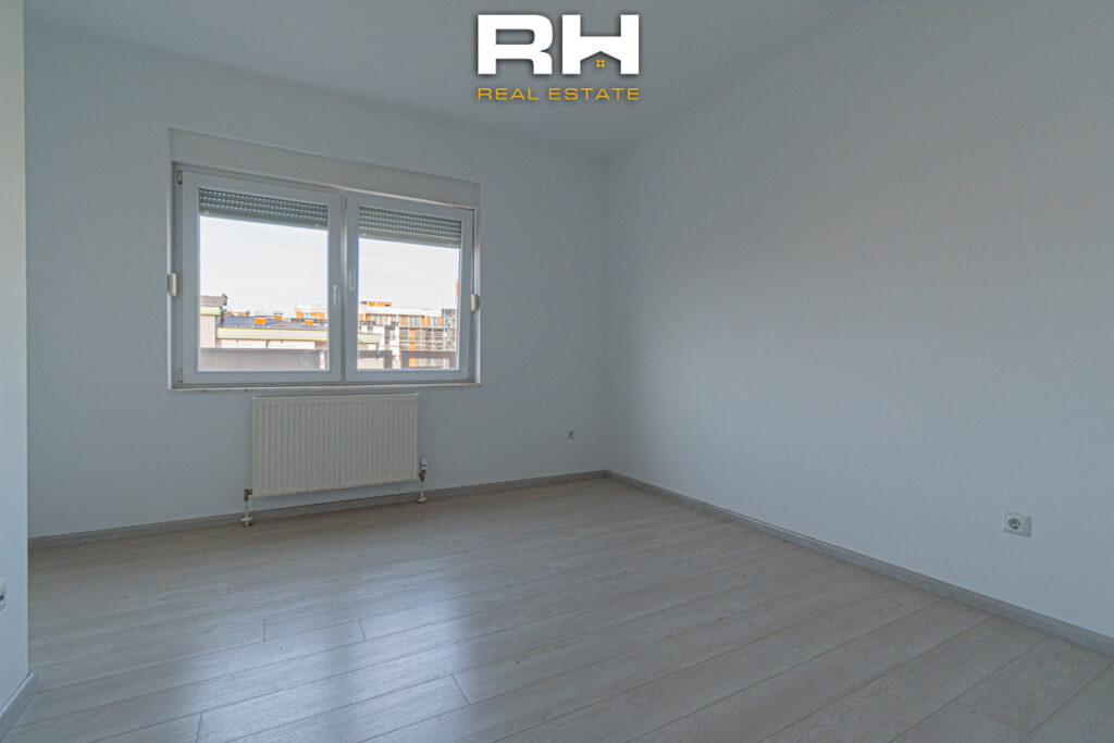 Penthouse 175m² + 88.9m² me #QIRA te Rruga C