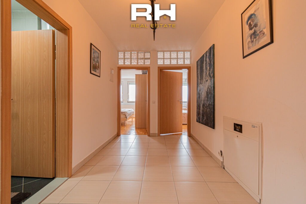 Banesë – Duplex 180m² neto në SHITJE në ‘VG Construction’, Mati 1