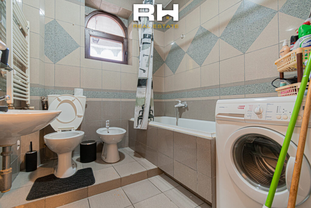 Kat shtëpie 104m² me #QIRA në Dragodan