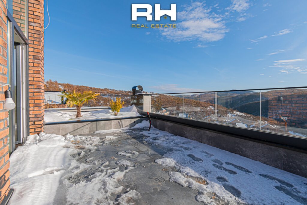 Villë 251m² në #SHITJE në Makresh