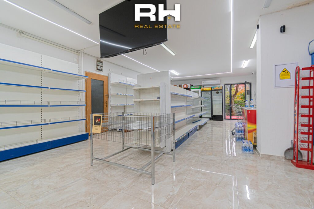 Lokal 90m² me #QIRA në Bregun e Diellit
