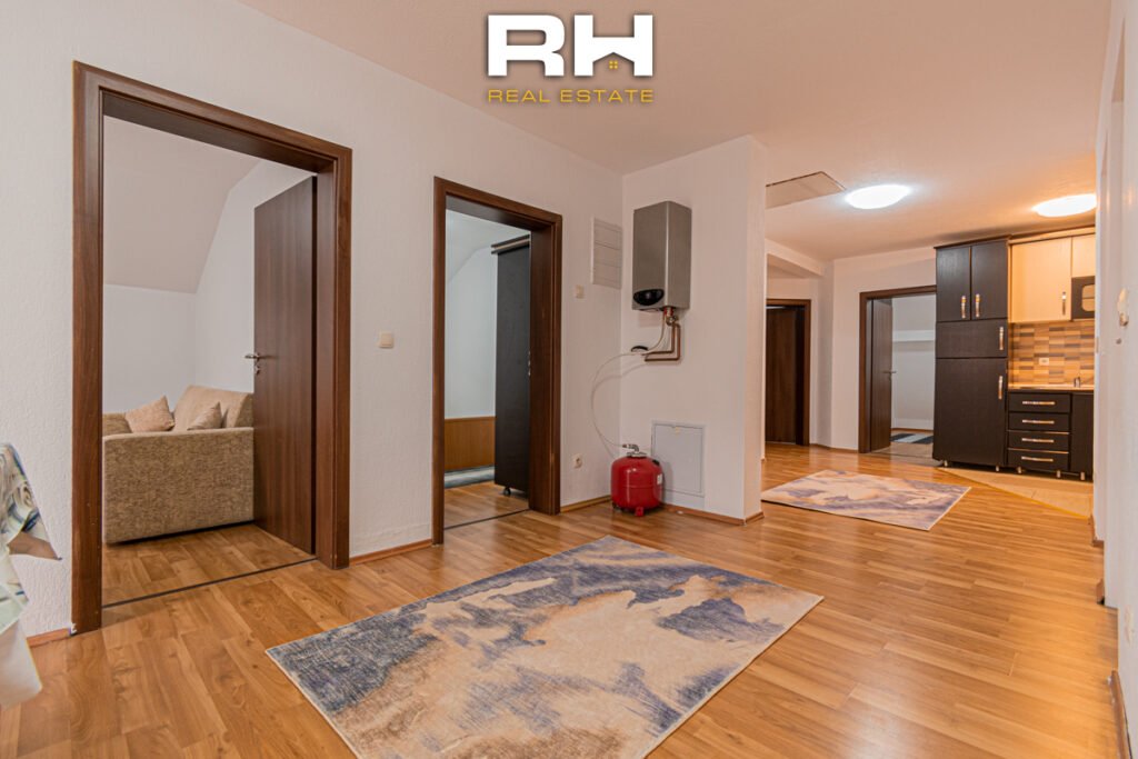 Kat Shtëpie 140m² me #QIRA në Dardani