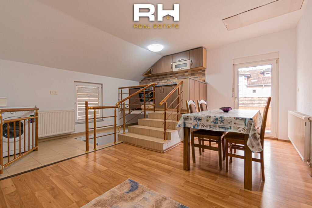 Kat Shtëpie 140m² me #QIRA në Dardani