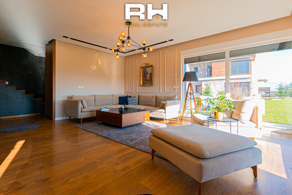 Shtëpi 322m² në SHITJE në Çagllavicë