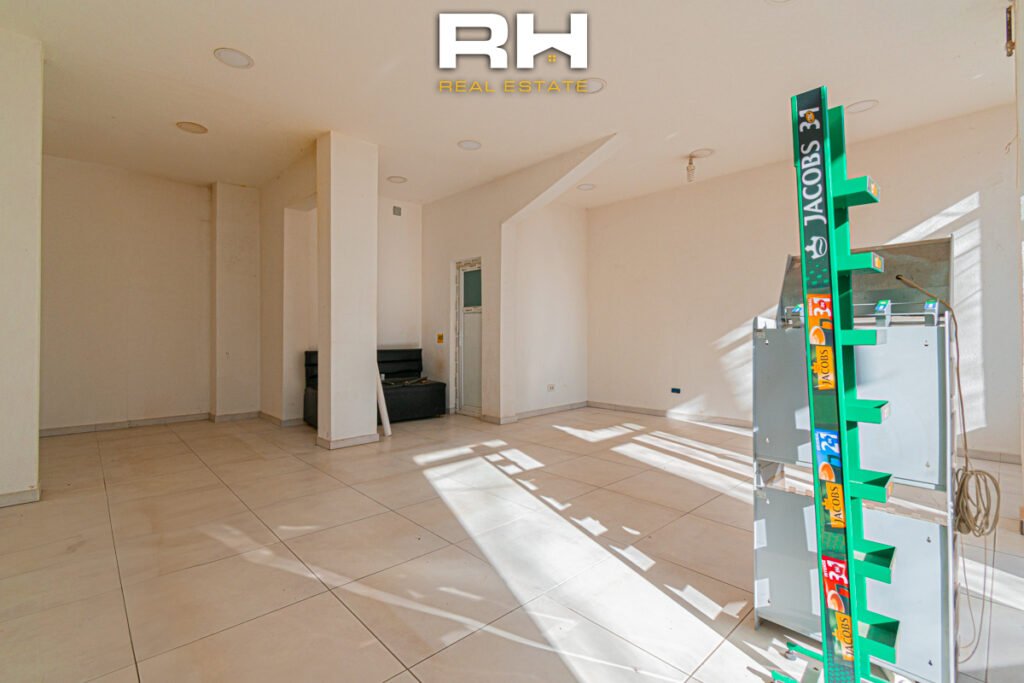 Lokal 45m² me #QIRA në Ulpianë