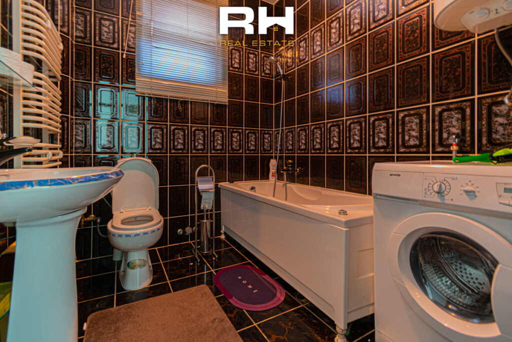 Kat shtëpie 115m² me #QIRA në Dragodan