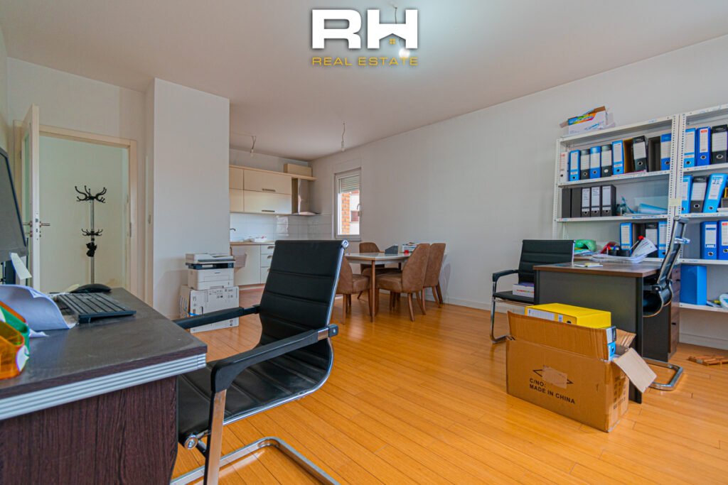 Banesë – Zyre 113m² me #QIRA te Rruga B