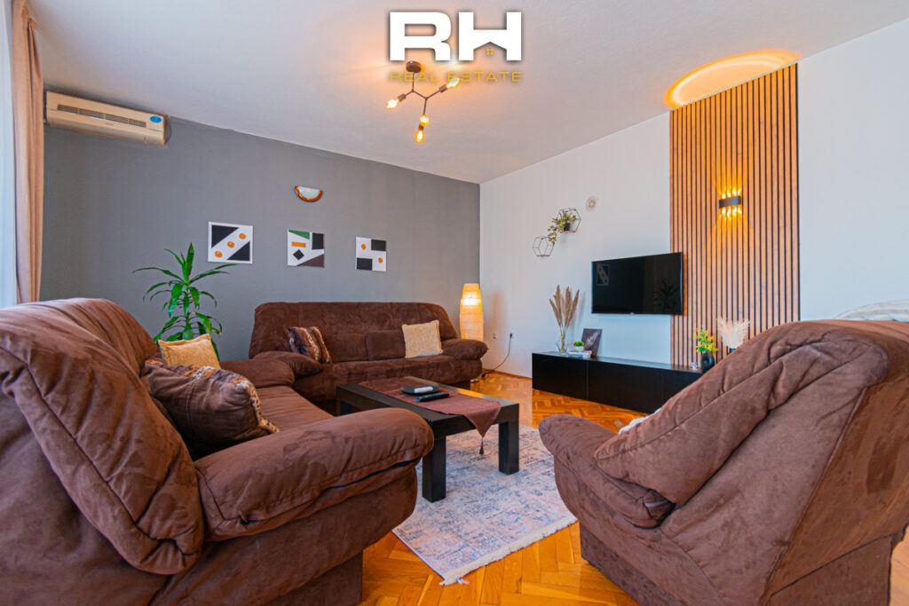 Kat shtëpie 115m² me #QIRA në Dragodan