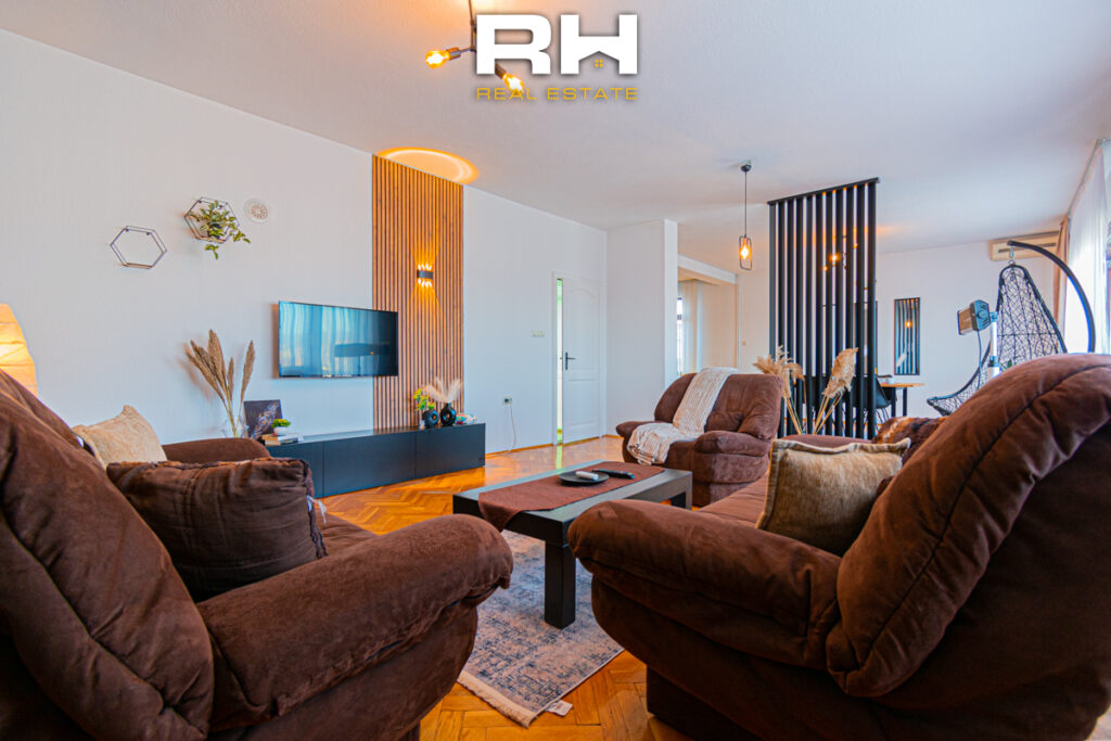 Kat shtëpie 115m² me #QIRA në Dragodan