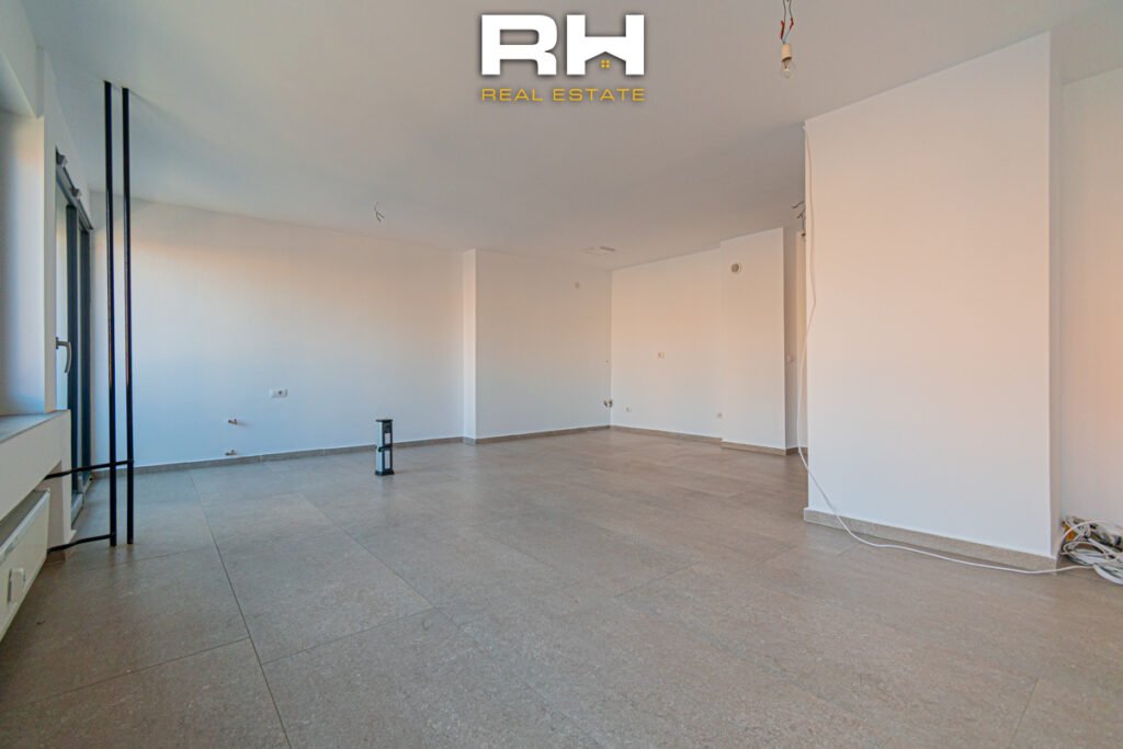 Banesë – Zyre 36m² me #QIRA në Dardani