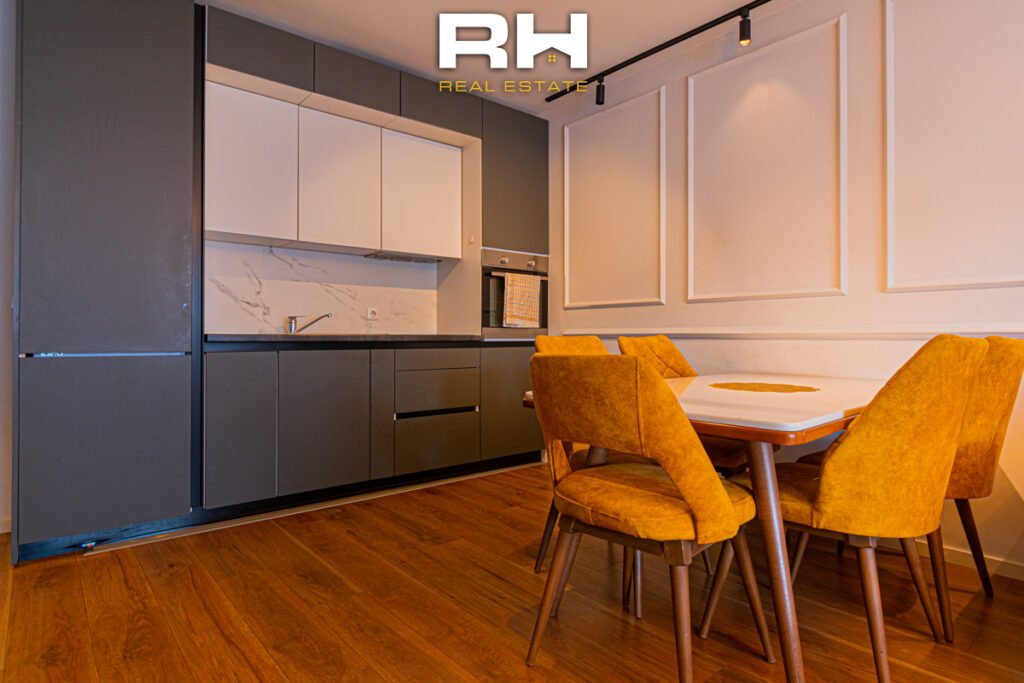 Banesë 85m² me #QIRA në Rrugën B