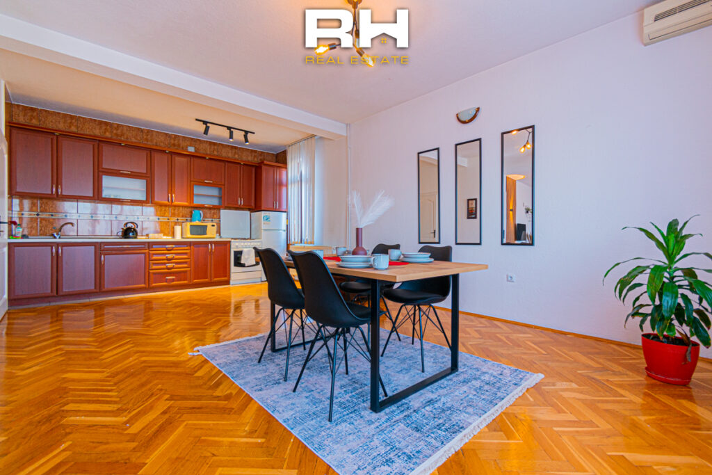 Kat shtëpie 115m² me #QIRA në Dragodan