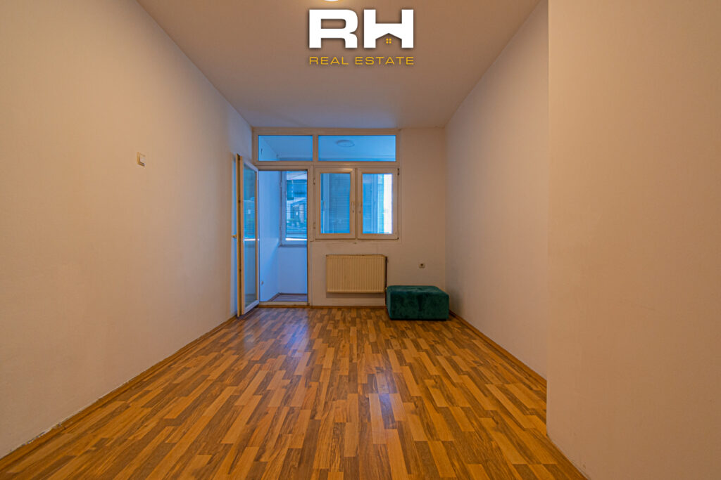 Lokal 120.25m² në SHITJE në Ulpianë