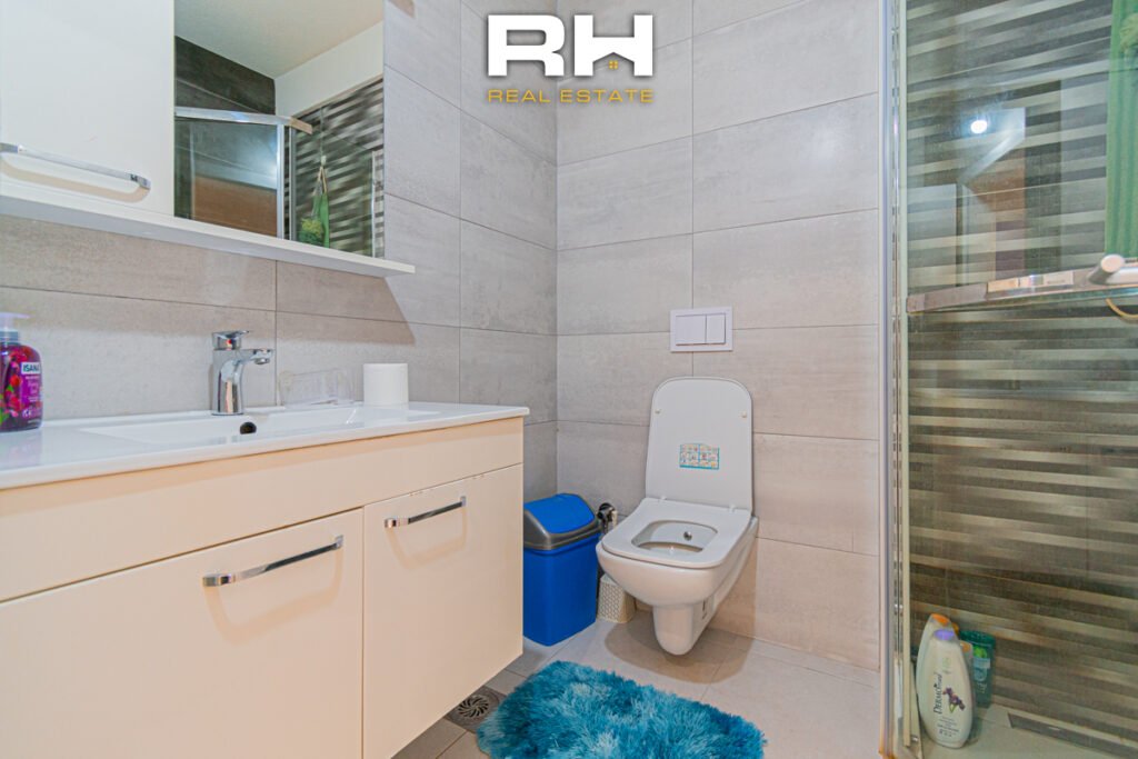 Banesë 85m² me #QIRA në Rrugën B