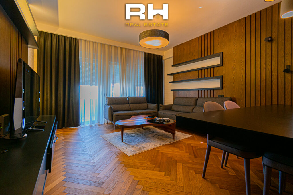 Banesë 120m² me #QIRA në Rrugën C