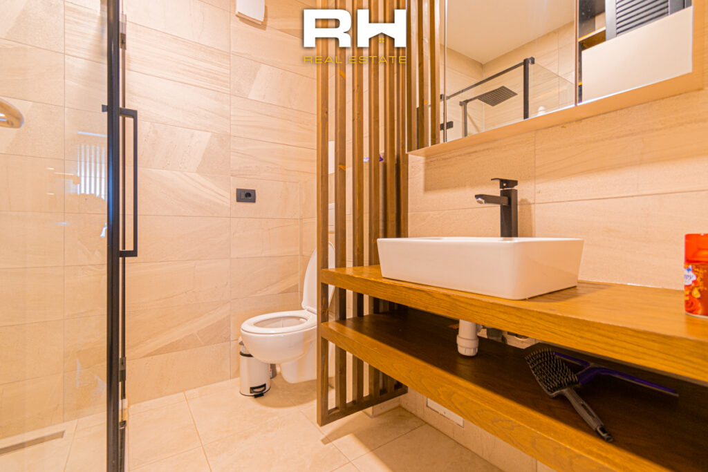 Banesë 120m² me #QIRA në Rrugën C