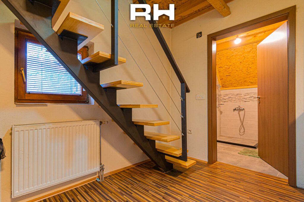 Villë 190m² në SHITJE në Brezovicë