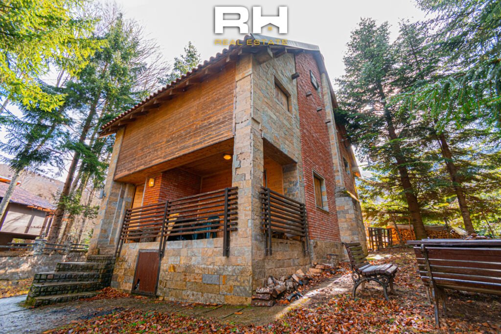 Villë 190m² në SHITJE në Brezovicë