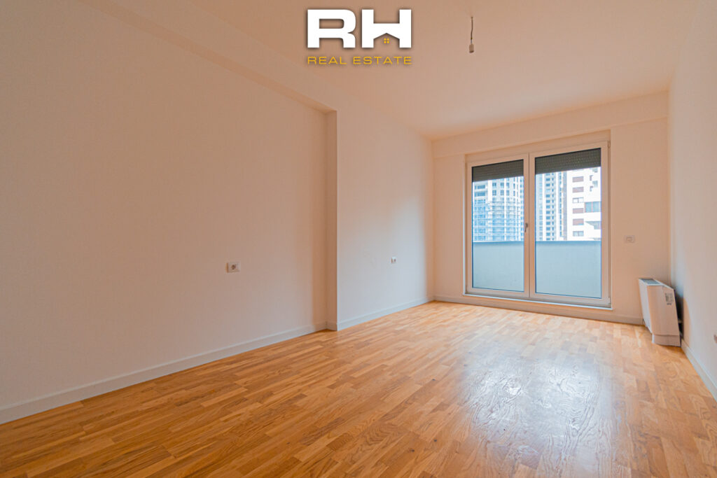 Banesë – Zyre 131m² me #QIRA në Lakrishtë