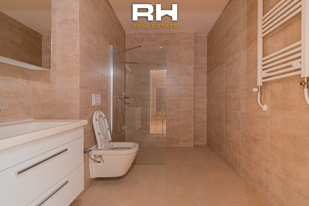 Banesë – Zyre 131m² me #QIRA në Lakrishtë