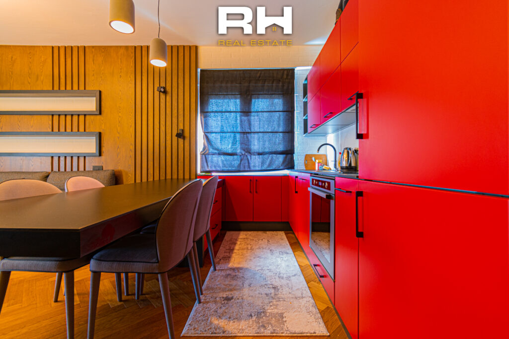 Banesë 120m² me #QIRA në Rrugën C