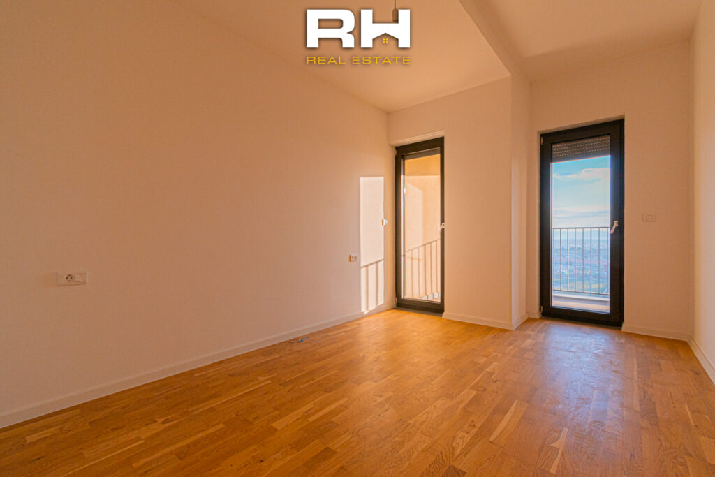 Banesë – Zyre 93m² me #QIRA në Lakrishtë