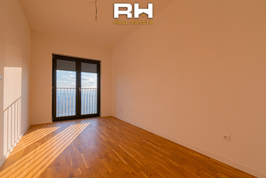 Banesë – Zyre 93m² me #QIRA në Lakrishtë