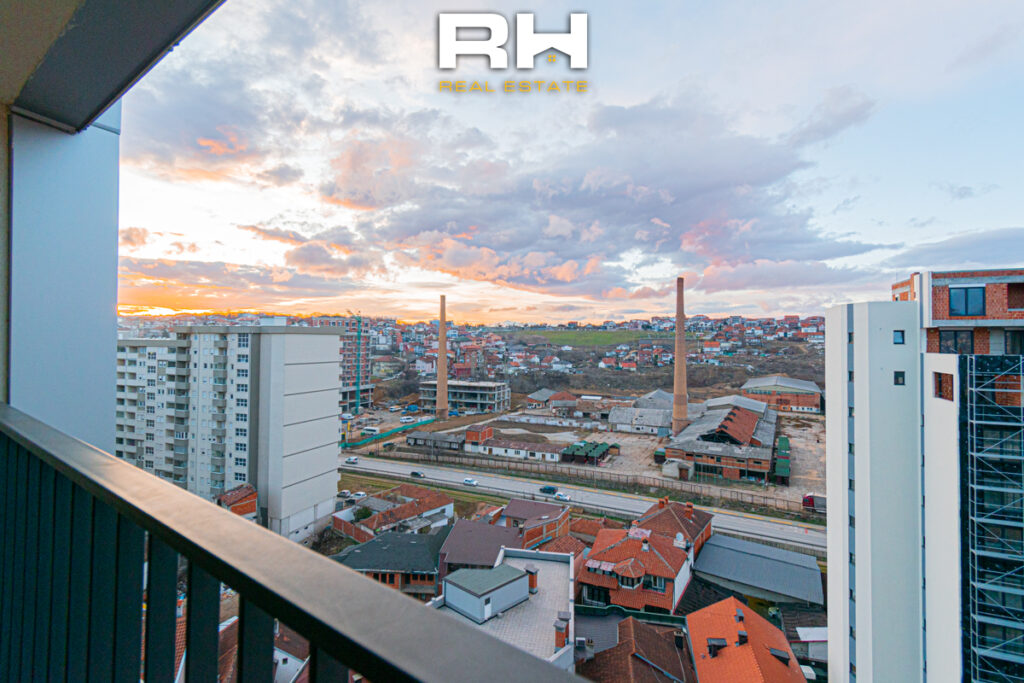 Banesë 82m² me #QIRA në Tophane