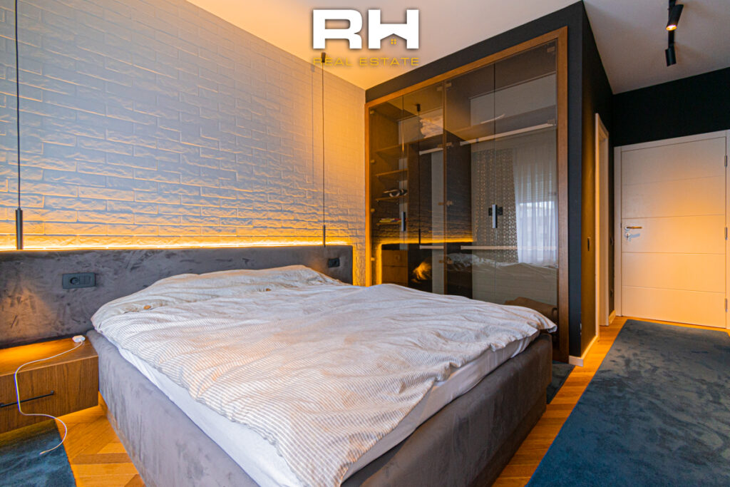 Banesë 120m² me #QIRA në Rrugën C