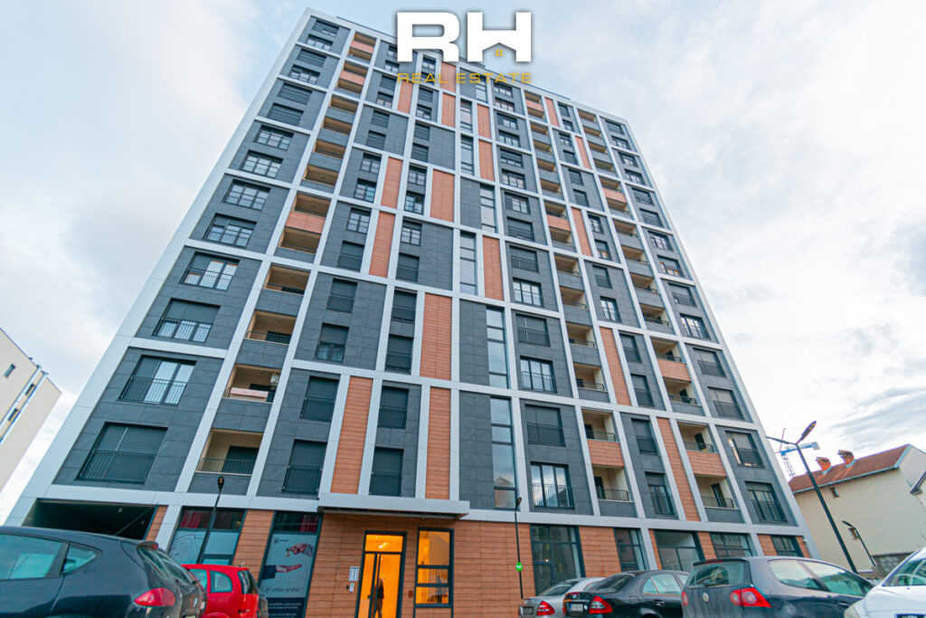 Banesë 82m² me #QIRA në Tophane