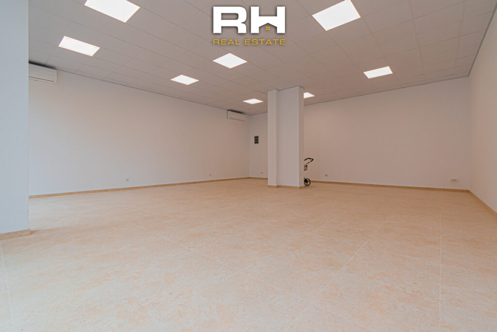 Lokal 84m² me #QIRA në Mati 1
