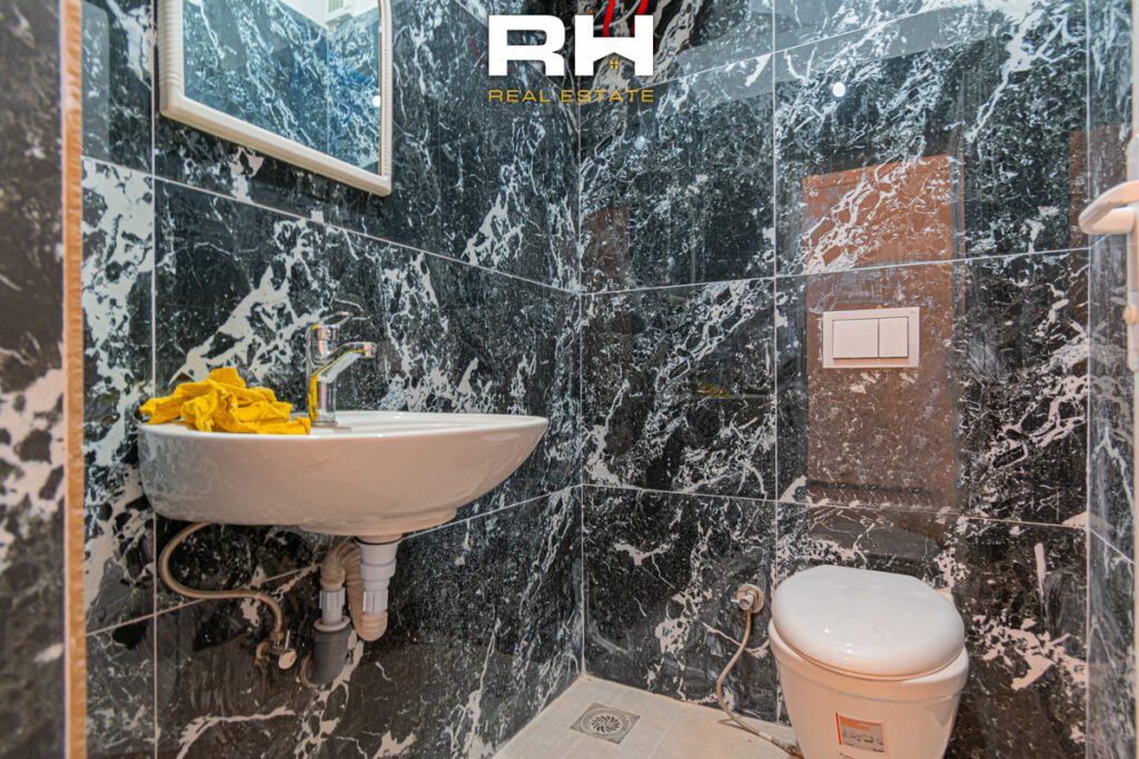 Lokal 45m² me #QIRA në Rrugën B