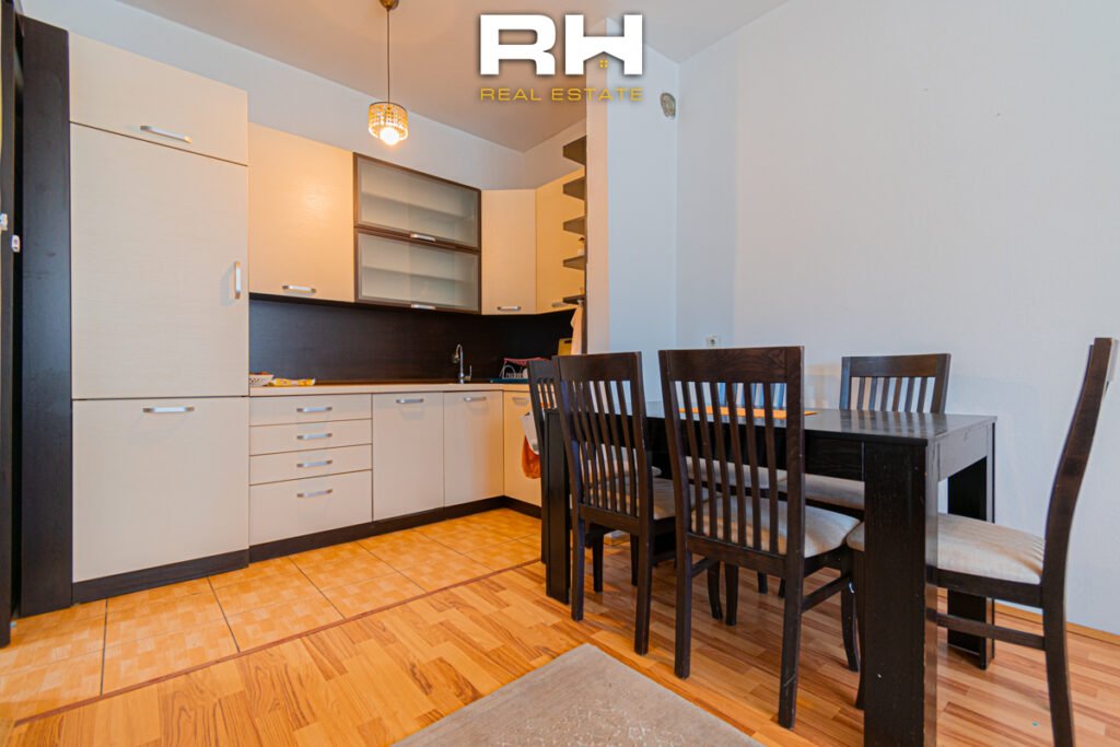 Shtëpi 85m² me #QIRA në Qendër