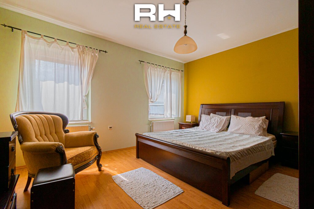 Kat shtëpie 85m² me #QIRA në Dragodan