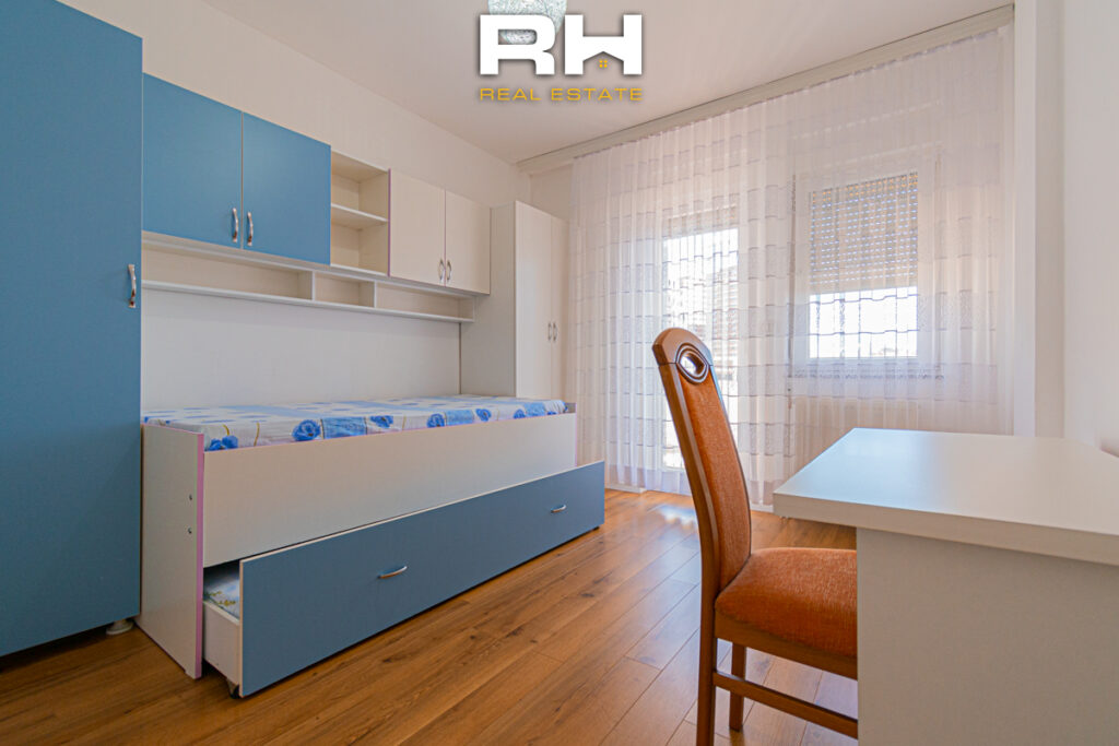 Banesë 80m² me #QIRA në Lakrishtë