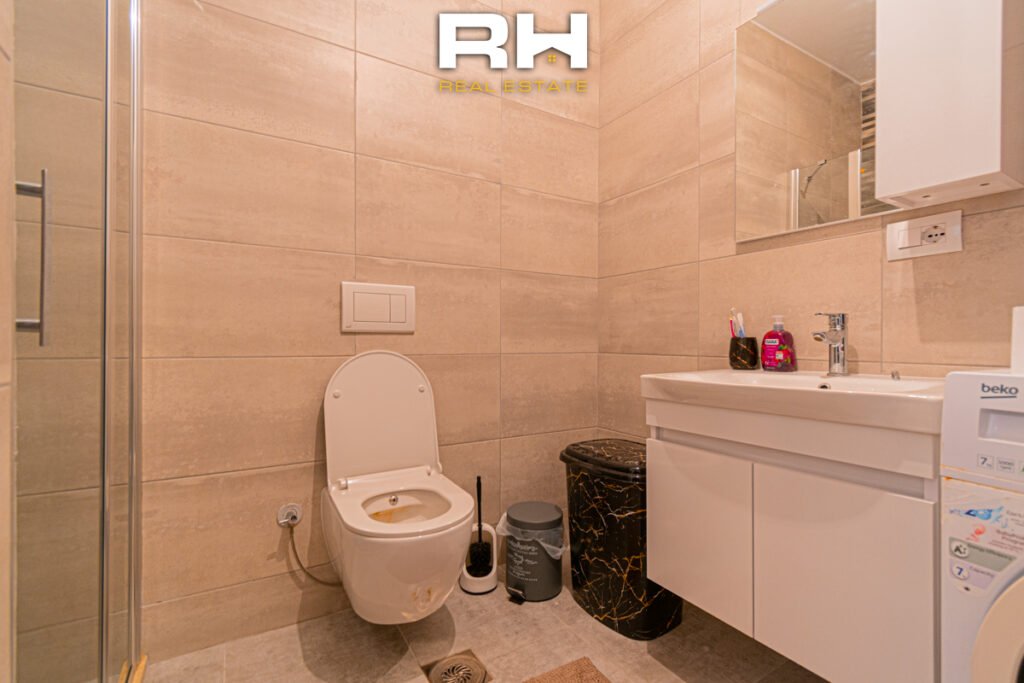 Banesë 85m² me #QIRA te Rruga C
